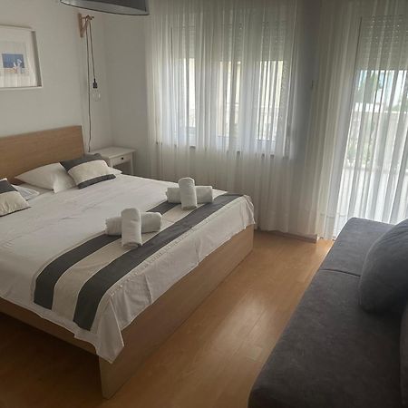 וודיצה Apartmani Mira מראה חיצוני תמונה