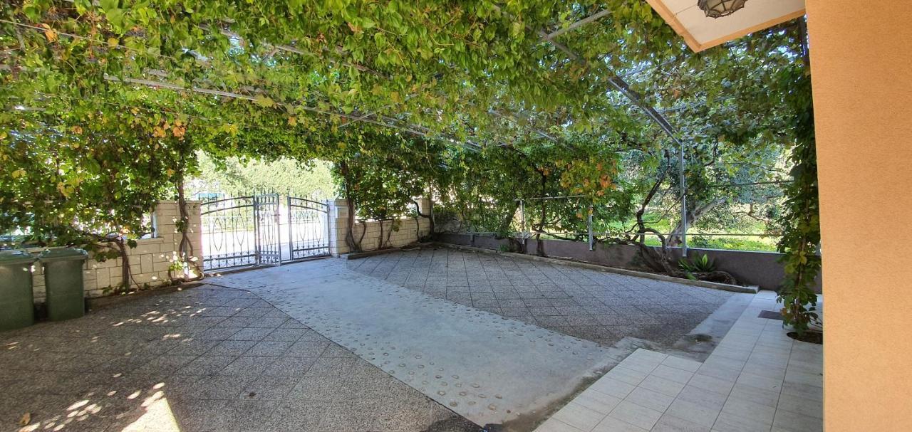 וודיצה Apartmani Mira מראה חיצוני תמונה