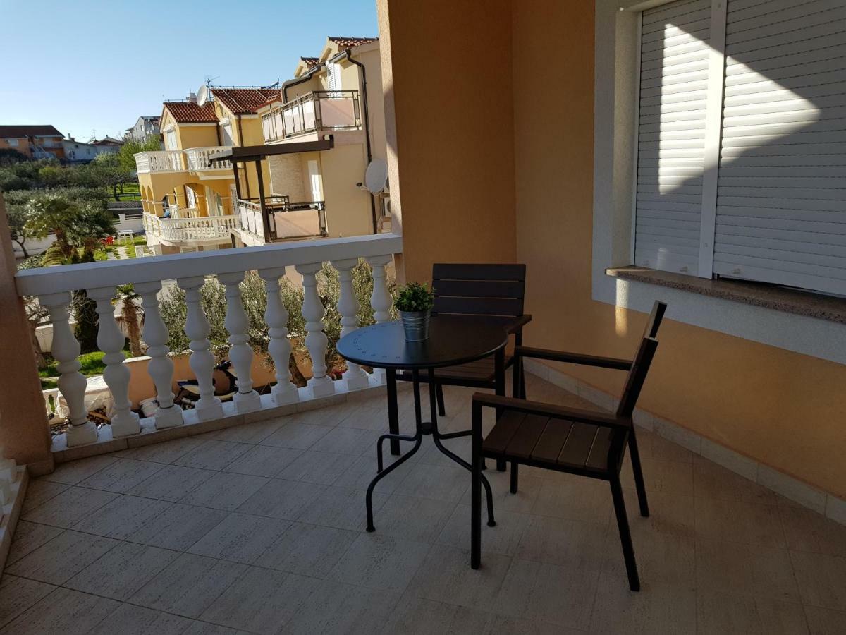 וודיצה Apartmani Mira מראה חיצוני תמונה